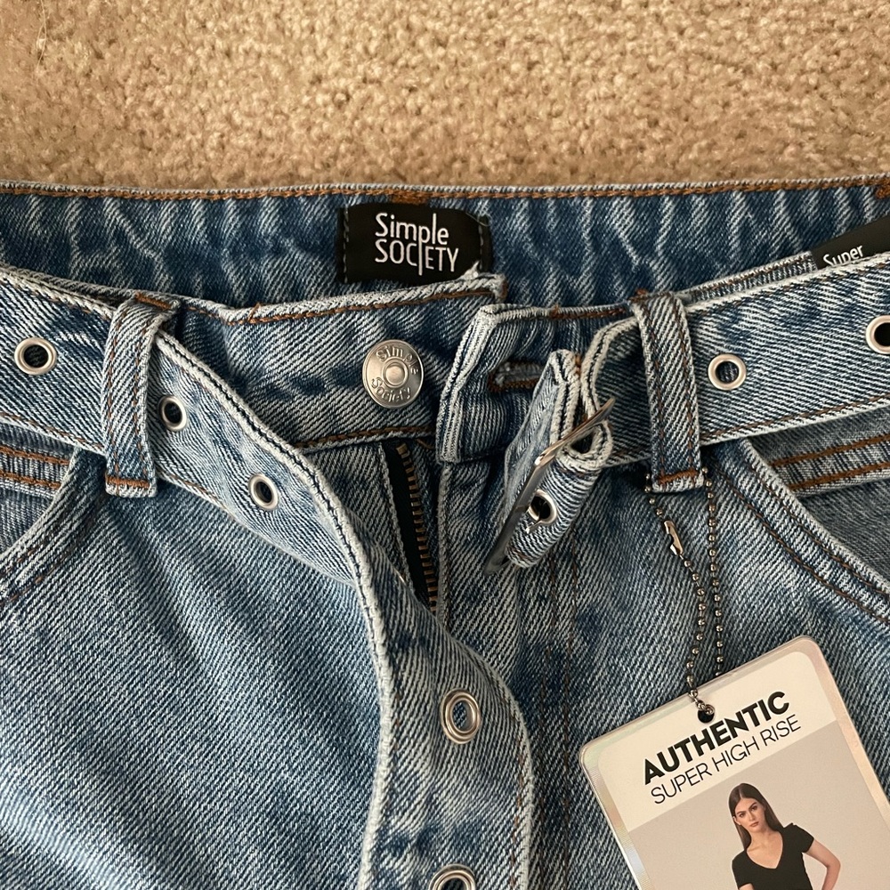 Women’s Size 1 shorts. Brand new
